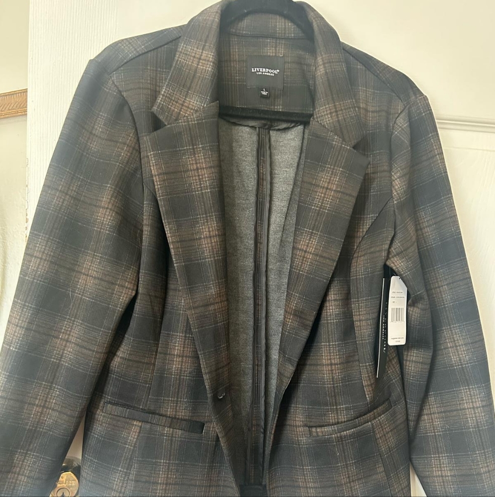 Liverpool Blazer-New- SIZE Large